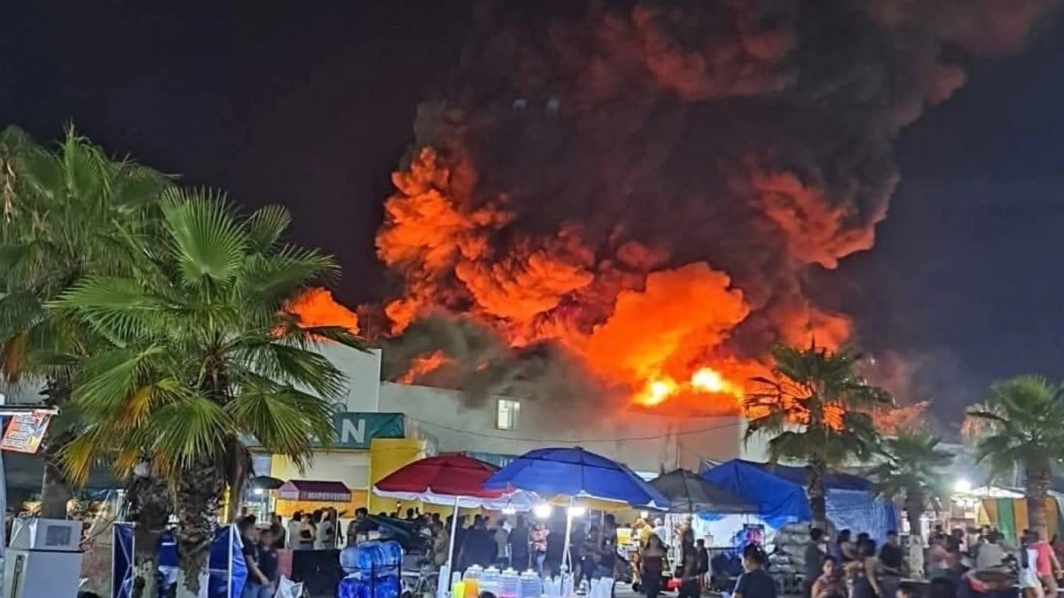 Incendio en Feria de Tabasco deja cinco muertos; el evento sigue, anuncian autoridades