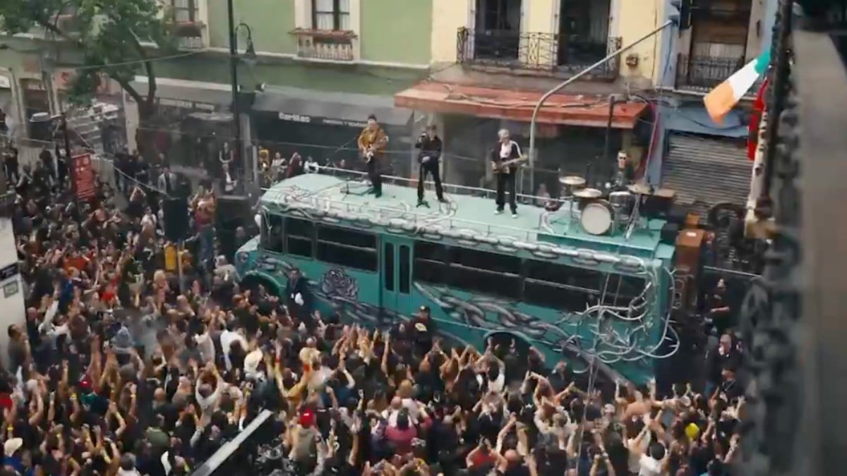 VIDEO ¡Inesperado! U2 graba su nuevo video musical en calles de la CDMX