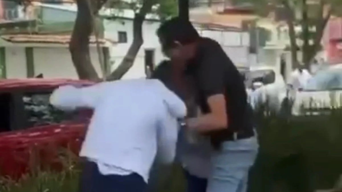 Pelea de estudiantes