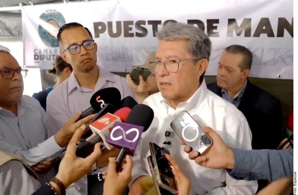 'Allá ellos', dice Monreal de entrega de Mérida y Díaz a EU