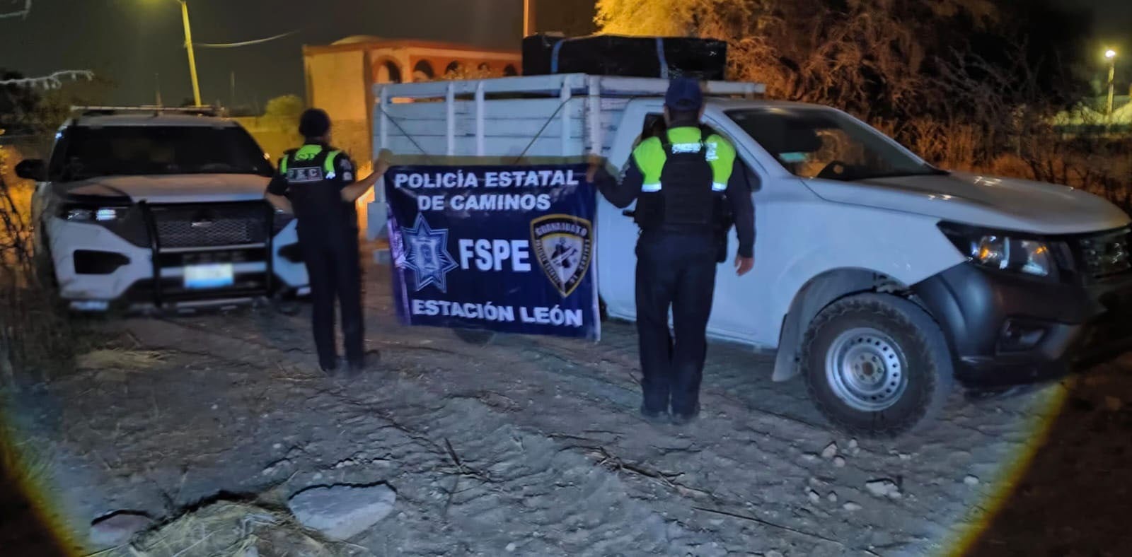 Recupera Policía Estatal de Caminos vehículo robado y mercancía valuada en 100 mil pesos