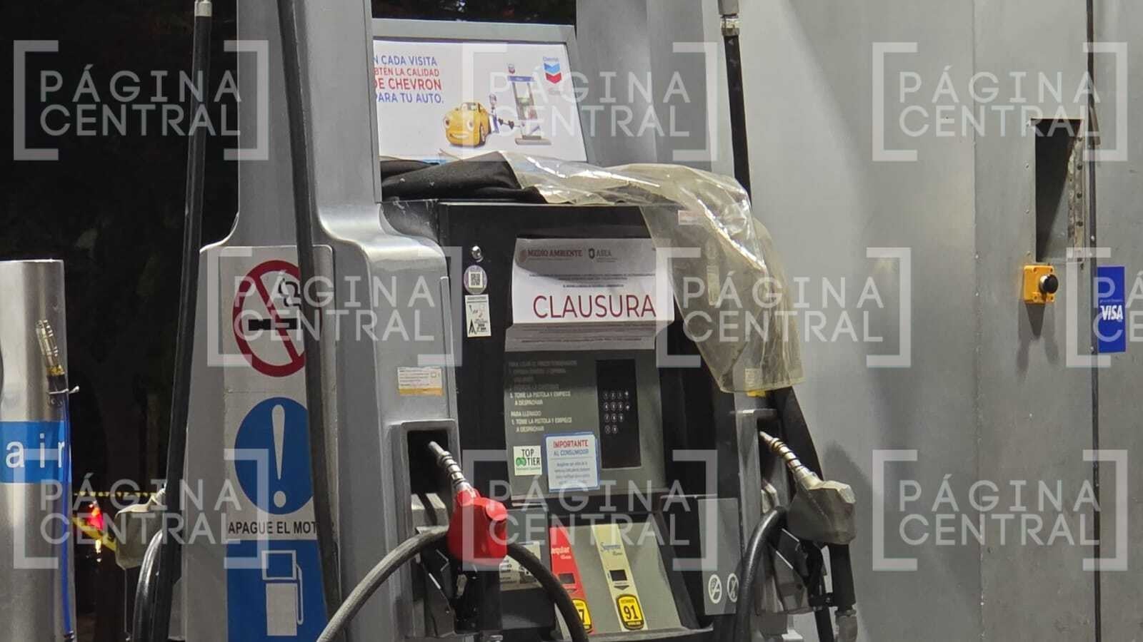 Clausuran esta gasolinera en León por falta de permisos ecológicos