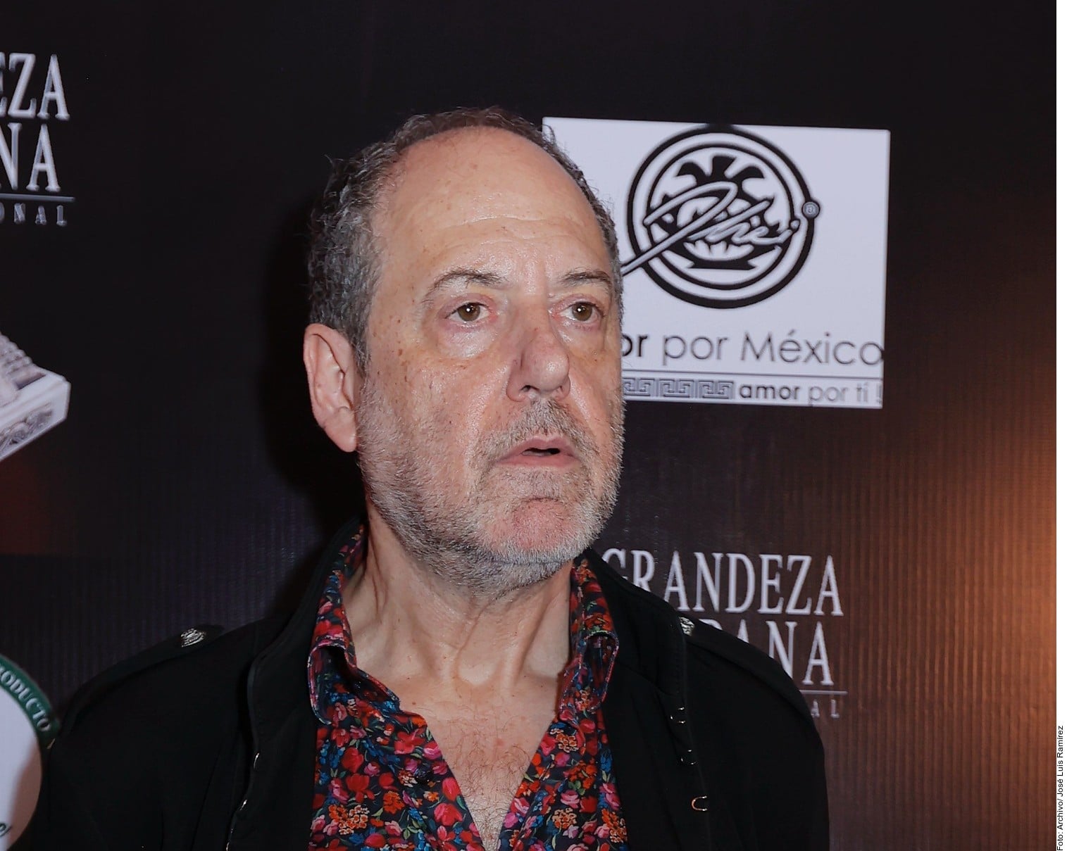Permanece Alejandro Marcovich delicado de salud
