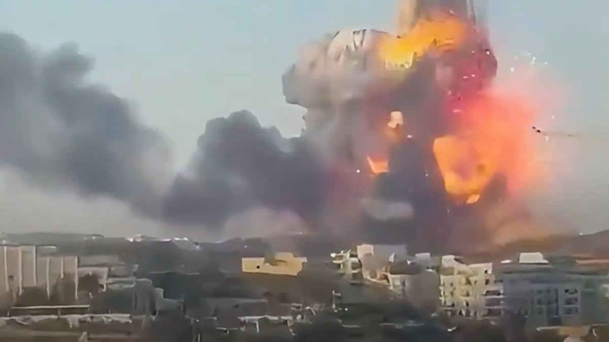 VIDEO ¡Monumental explosión! Fábrica de fuegos artificiales vuela por los aires