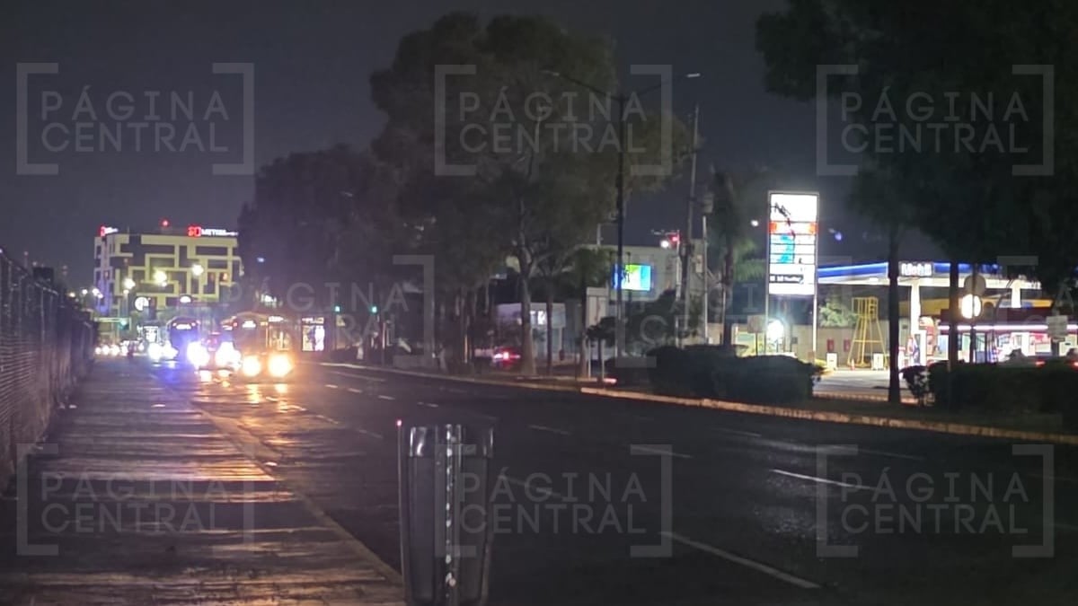 Apagón de luminarias en López Mateos genera preocupación por seguridad de peatones y ciclistas en León