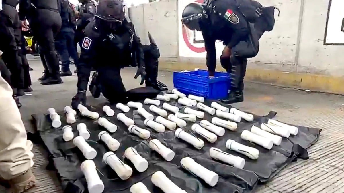 Refuerzan a la CNTE hasta con explosivos