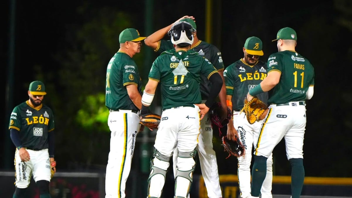 ¡No pudieron con los Tecos! Bravos cae en el primero de la serie interzona