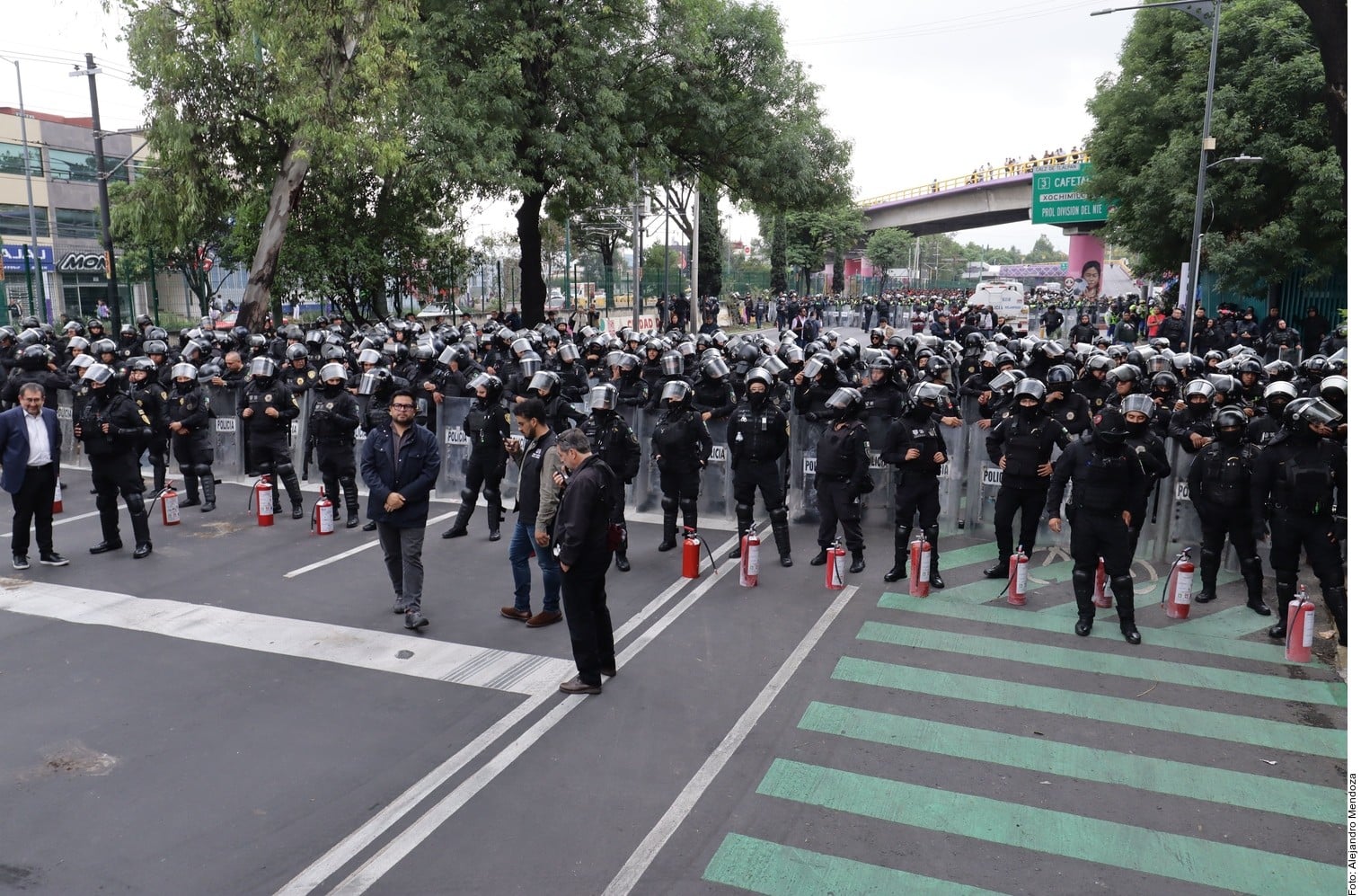 Despliegan 11 mil agentes para cuidar el estadio y Zócalo