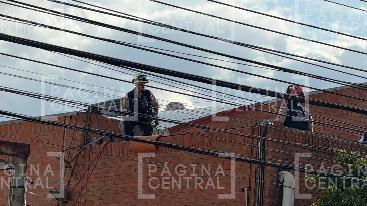 Abraham muere electrocutado mientras trabajaba en azotea de la colonia Buenos Aires