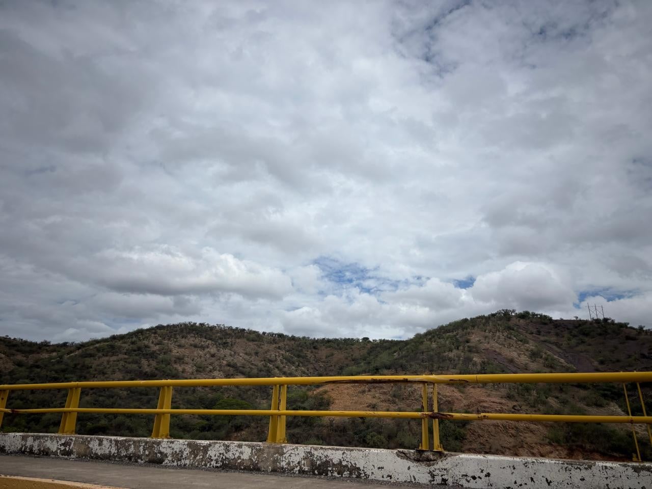 Pronostican lluvias y temperatura máxima de 27 grados para León este miércoles
