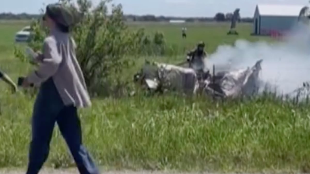 VIDEO ¡Tragedia en el aire! Avioneta se desploma y deja 12 muertos