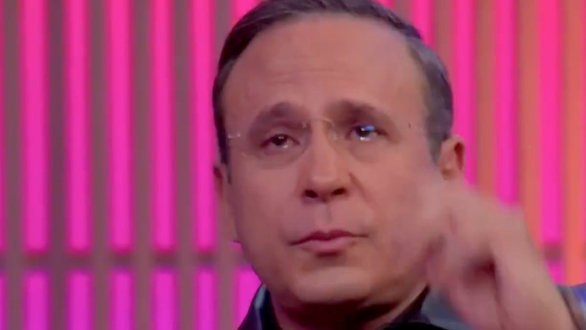 VIDEO ¡Rompe en llanto! Ulises de la Torre se quiebra al hablar del distanciamiento con Arath
