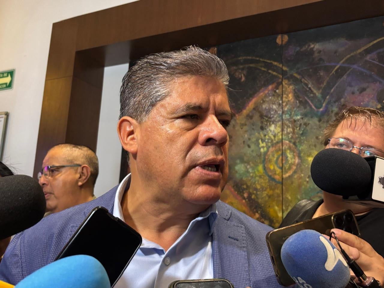 Regidores de León ven inviable aumento al transporte por incumplimientos de concesionarios