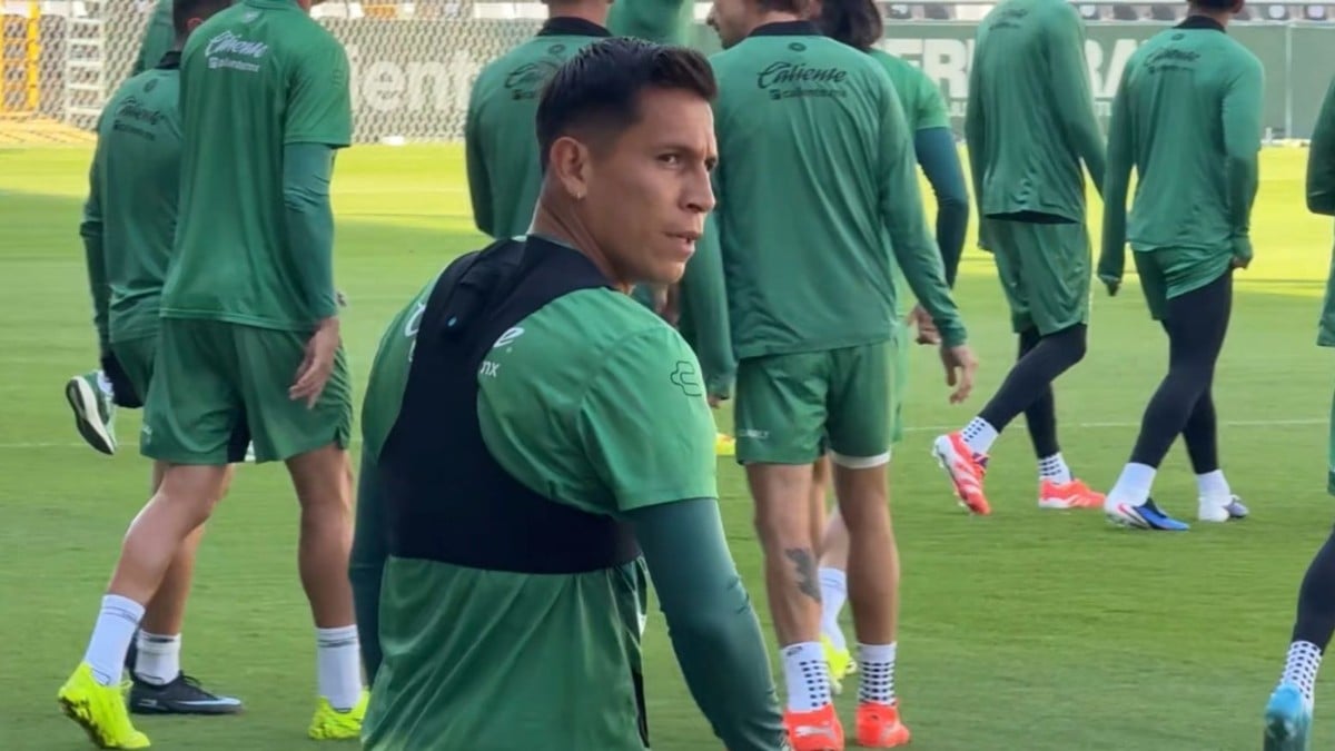 ¡No se va! 'Jefecito' Rodríguez renueva con el Club León y vuelve a pretemporada