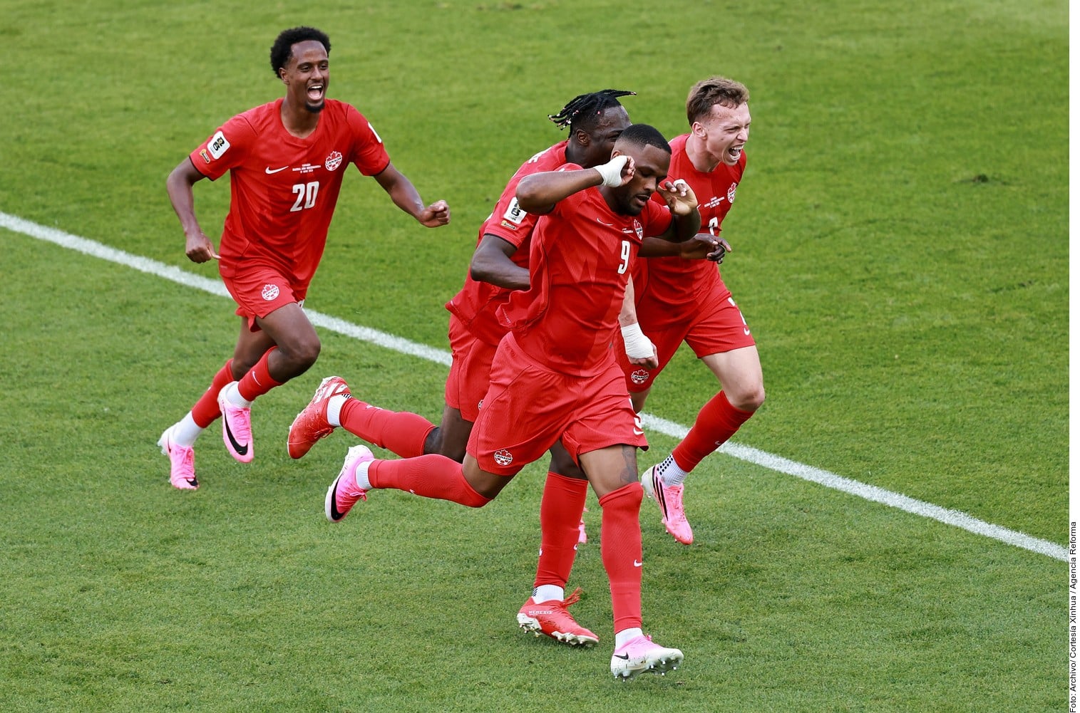 Gana Canadá por primera vez en un Mundial y con goleada