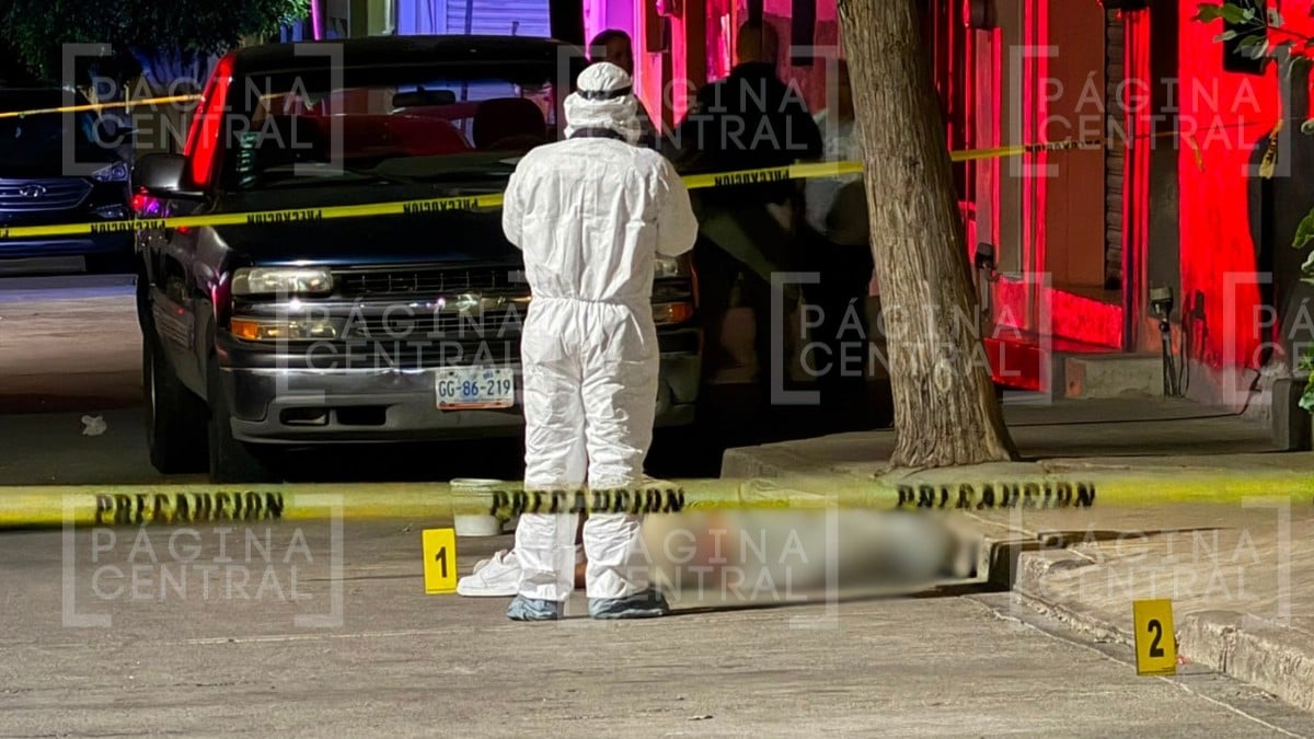 ¡Ataque en la Industrial! Hombre fue asesinado a tiros, su cuerpo quedó a la mitad de la calle