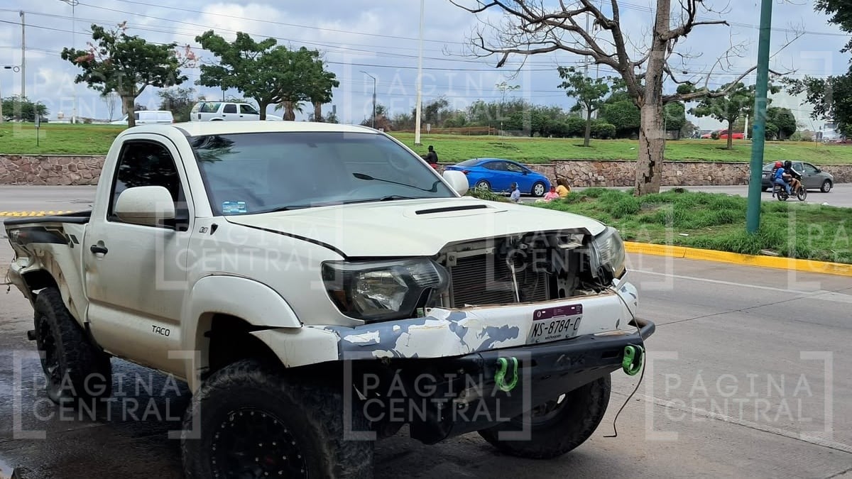 Accidente vial en Libramiento Morelos