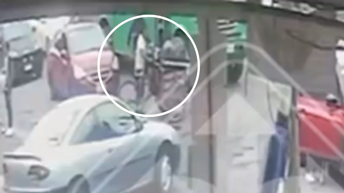 Por evitar choque, transporte público mata a adulto mayor