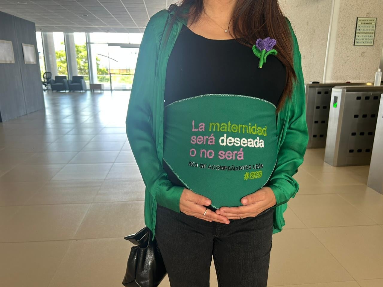 Se manifiestan pro aborto en el Congreso de Guanajuato