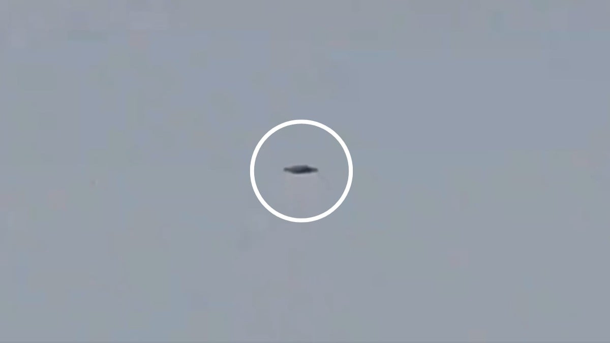 VIDEO ¿Visitantes de otros mundos? Captan platillo volador en el cielo de la CDMX