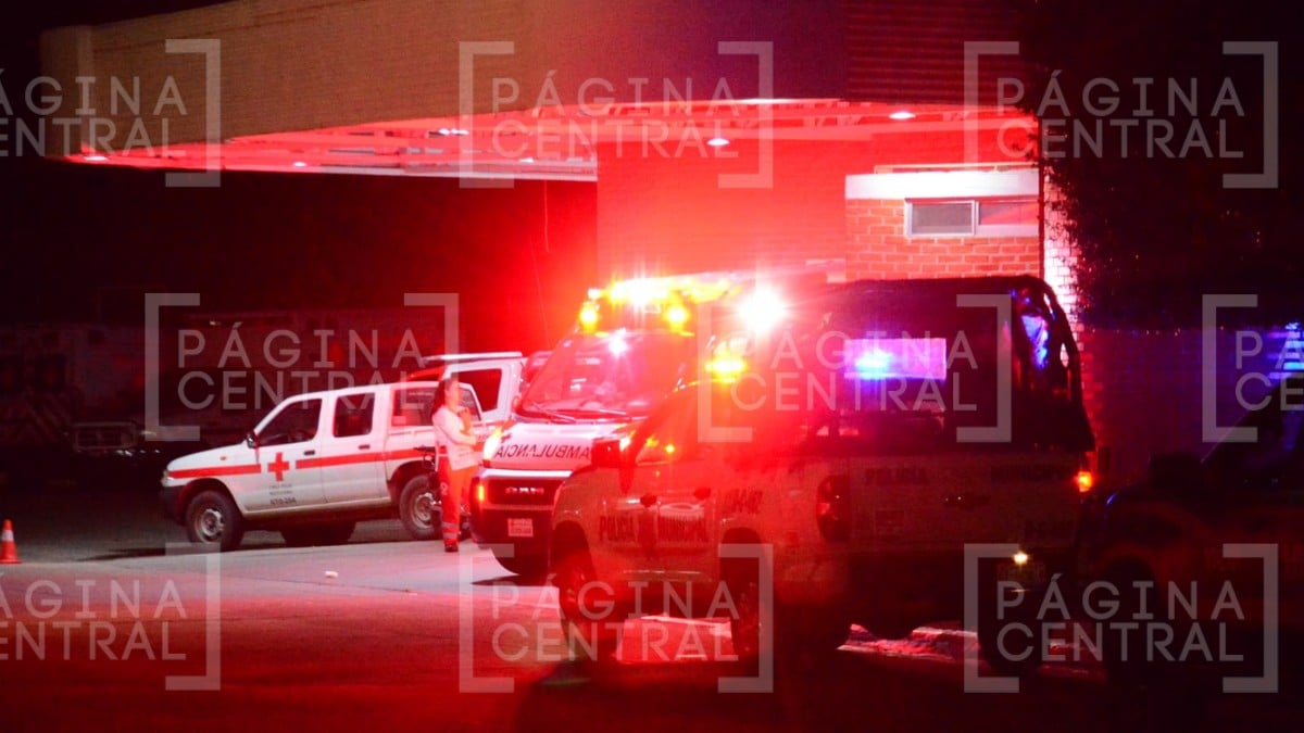 Dos hombres piden auxilio en la Cruz Roja en León I; uno fue baleado y el otro apuñalado