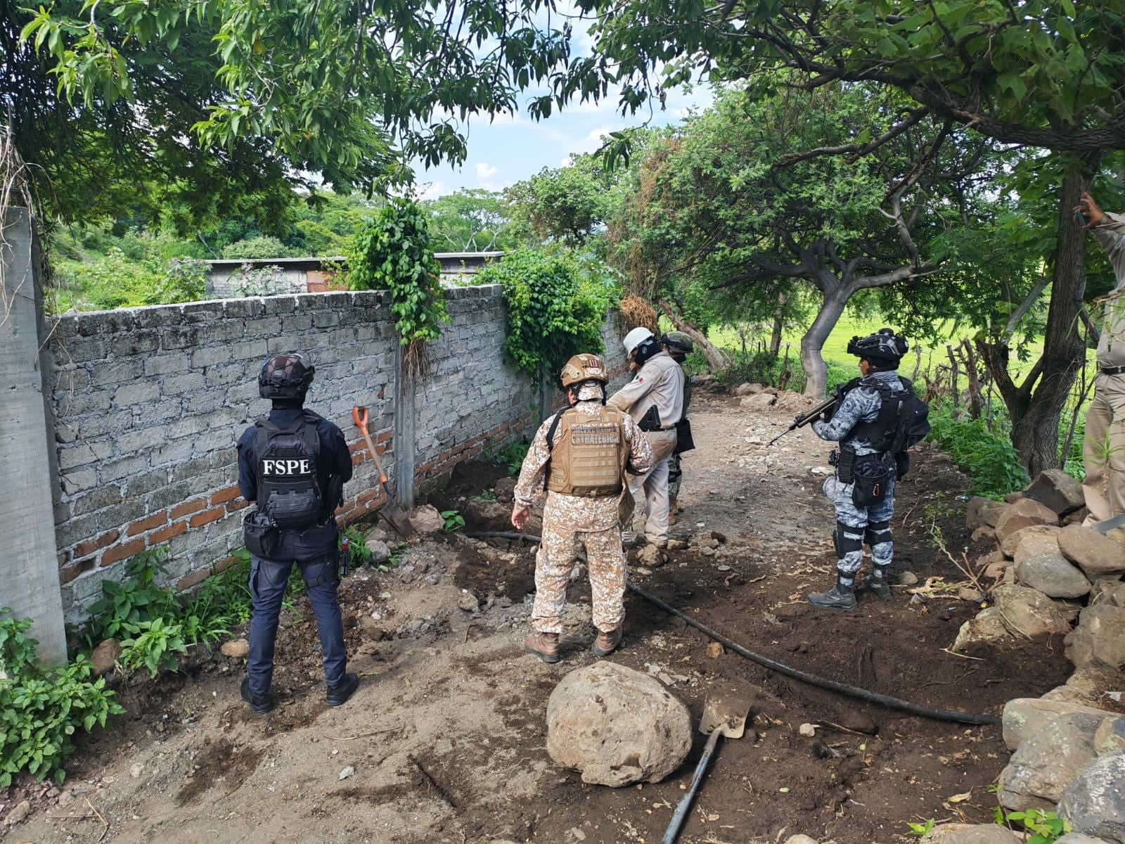 Toma clandestina en Valle de Santiago