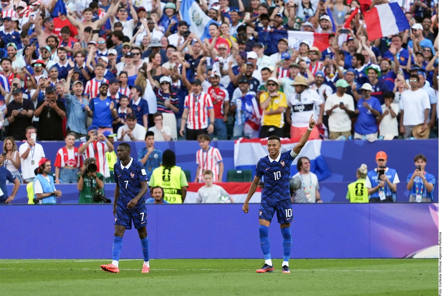 Batalló, pero Francia está en Cuartos del Mundial