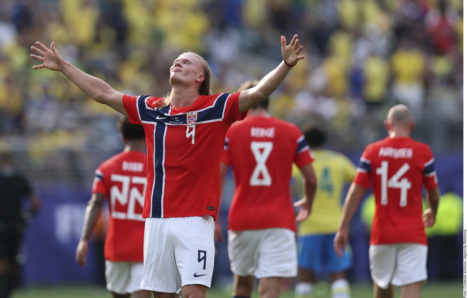 Da Haaland histórico pase a Noruega a Cuartos del Mundial