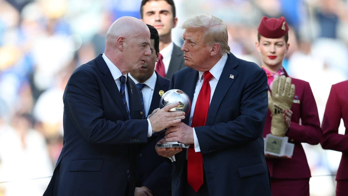 FIFA le retira la tarjeta roja a Folarin Balogun; aseguran que Trump presionó a Infantino