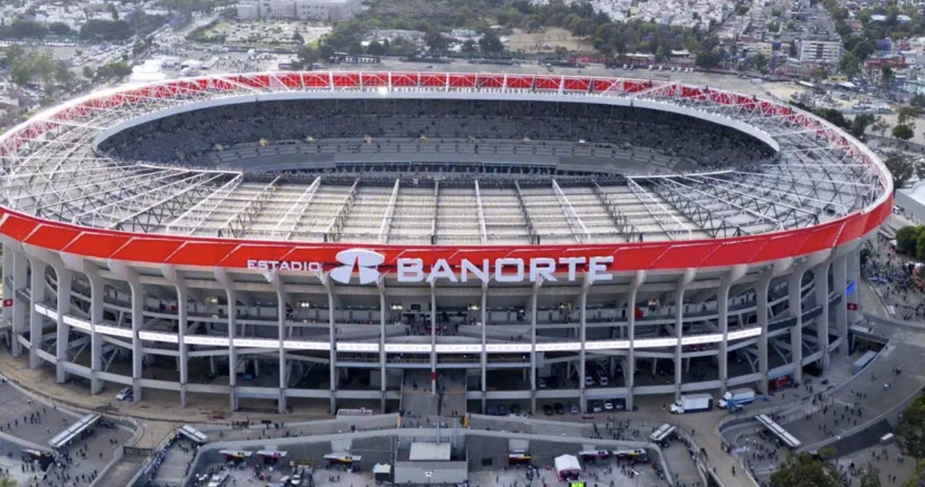 Comienzan la lluvia y los rayos en el Estadio CDMX