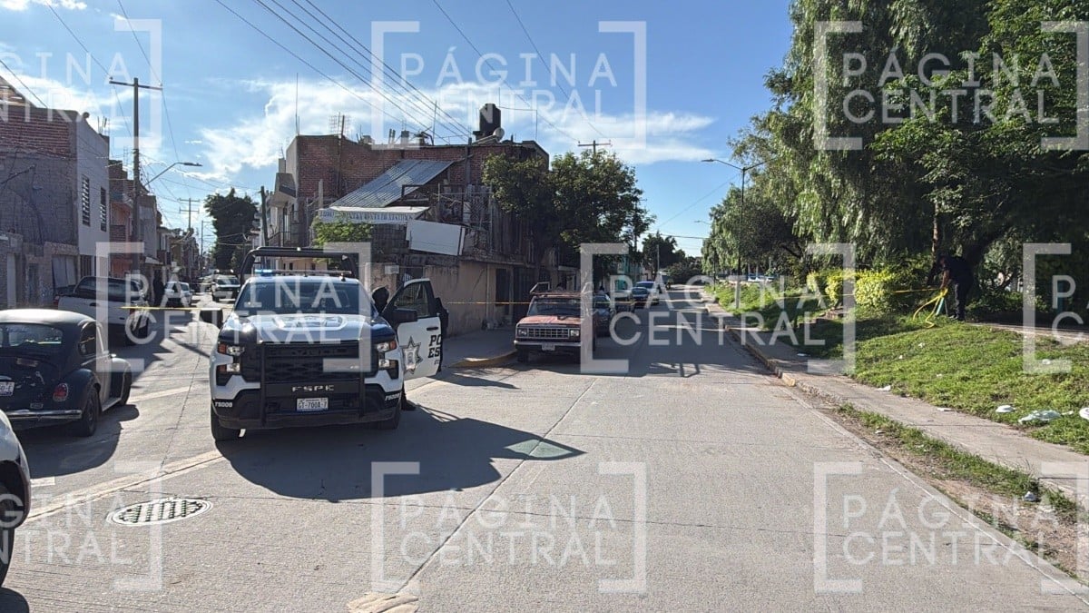 Una agresión armada en la colonia Uyepac, en León, dejó un lesionado y daños en una vivienda. La Fiscalía ya investiga los hechos 