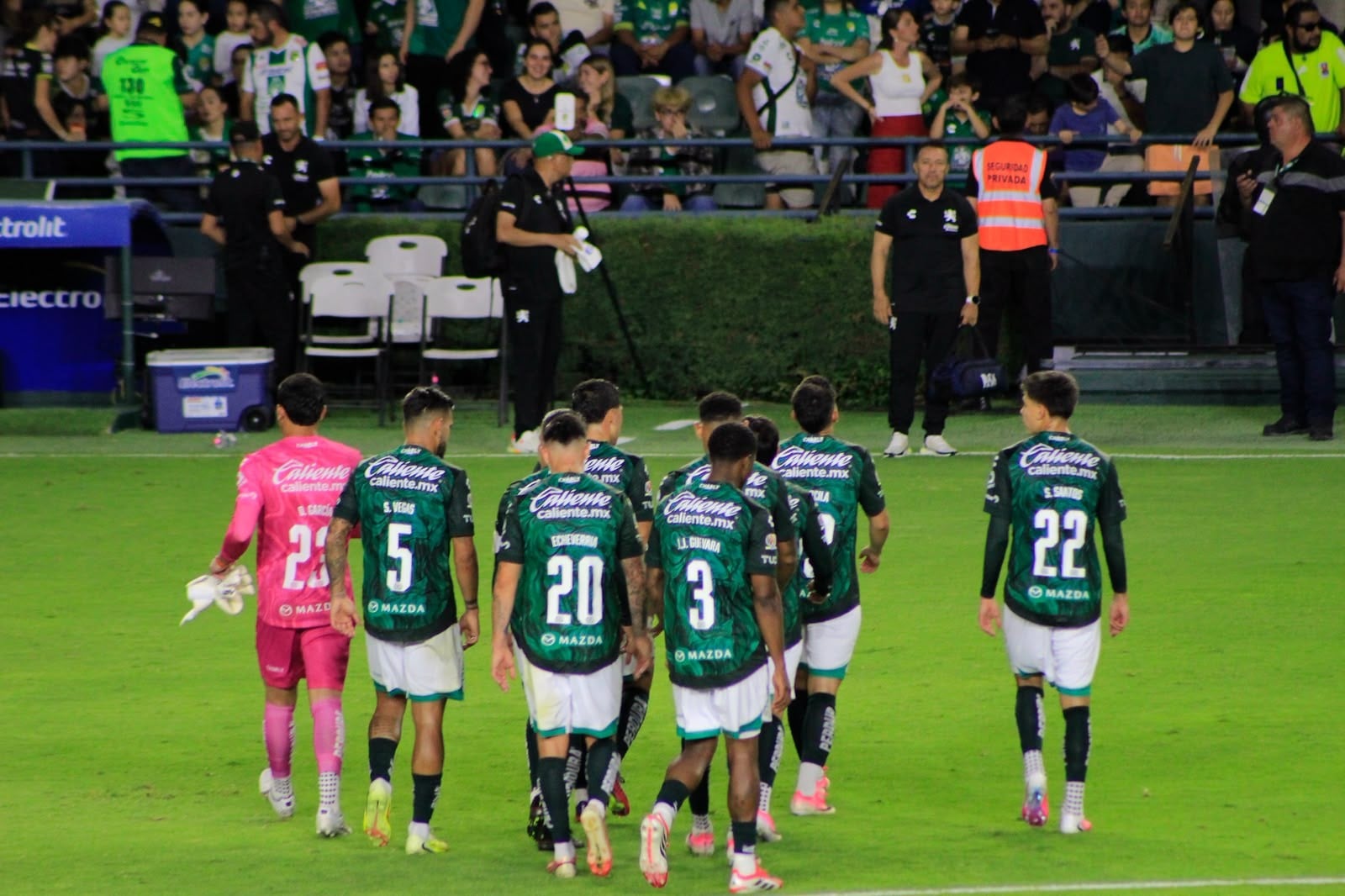 ¡Triste debut! Atlas gana en León nueve años después