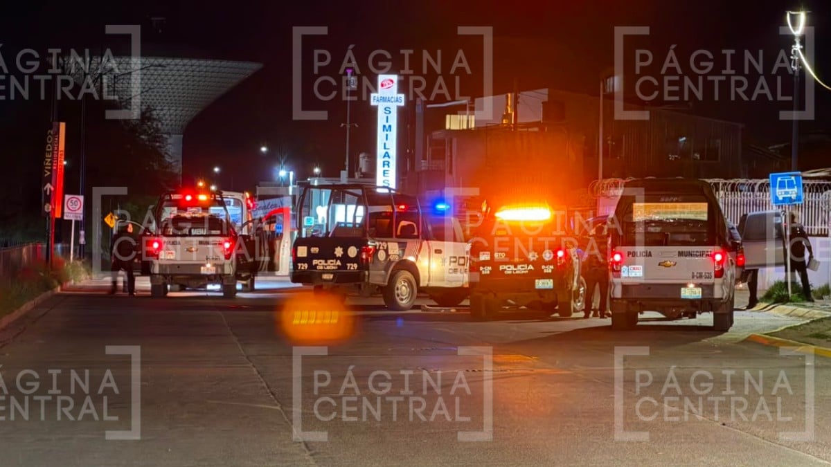 Huían de la policía en Héroes de León, pero chocan con una patrulla y desatan una balacera