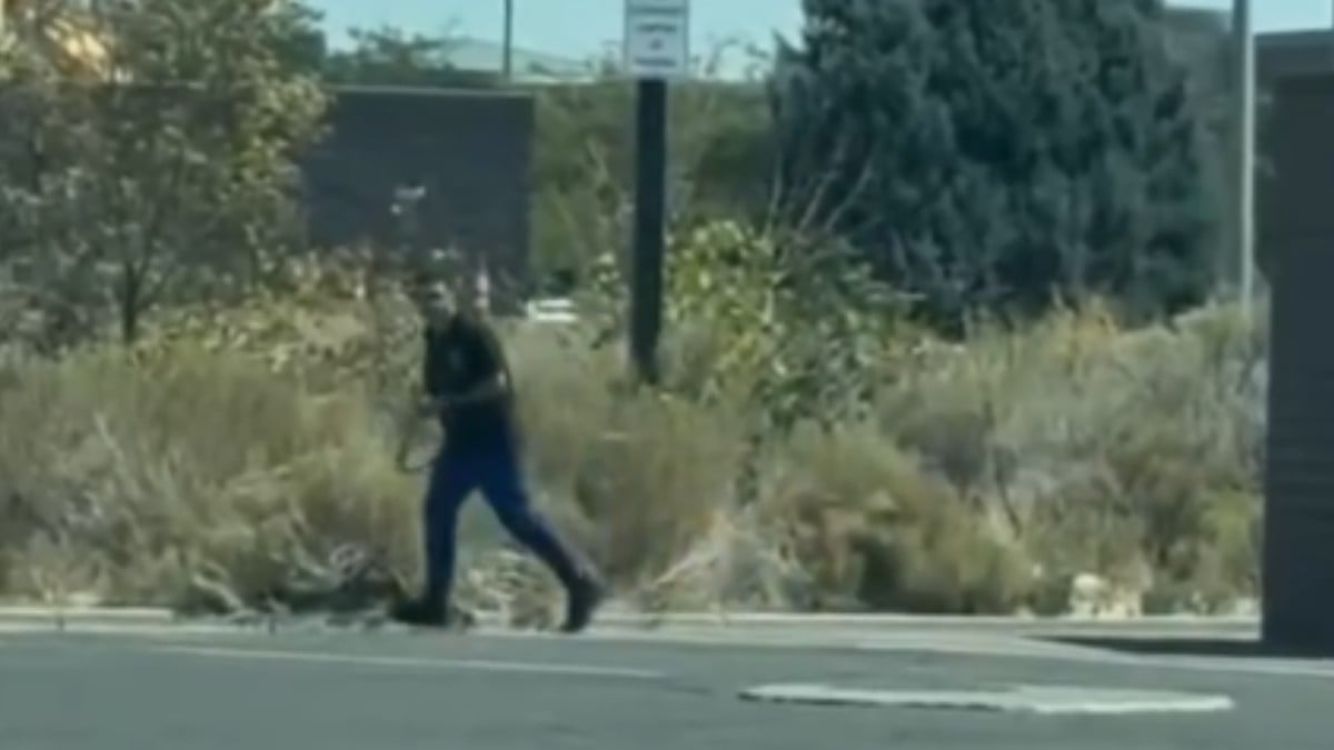 VIDEO ¡Fatal tiroteo! Hombre abre fuego en un restaurante; hay 3 muertos y 7 heridos