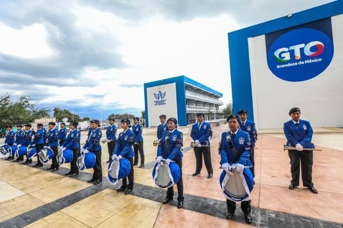 SEG garantiza continuidad de Bachilleratos Bivalentes Militarizados