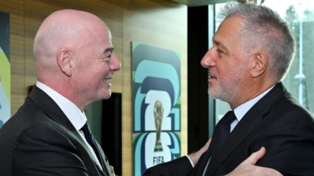 FIFpro se le va a la yugular a Infantino