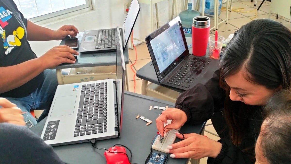 Implementan en Guanajuato modelo educativo para hacer frente a la industria del futuro