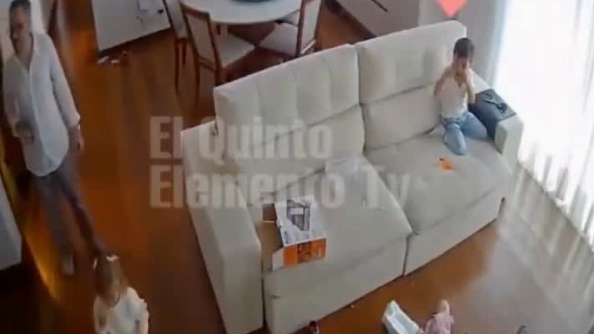 VIDEO Papá salva a su hijo de morir asfixiado; lo que hizo después conmueve
