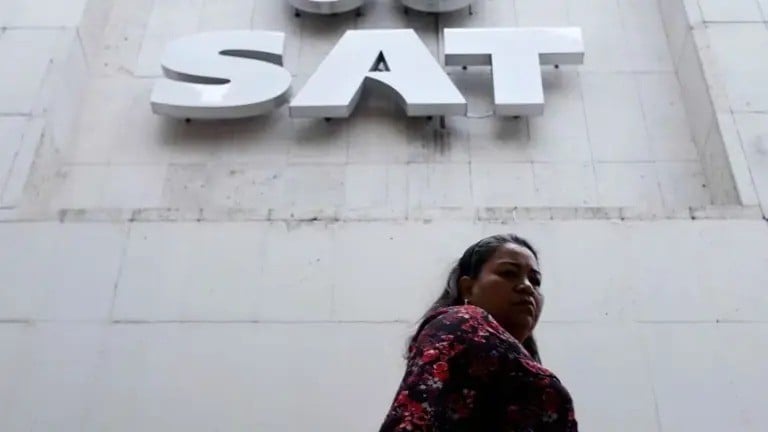 ¿Multa del SAT por uso de tarjeta?