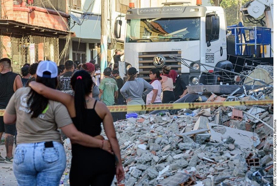 Aumentan a 265 los muertos por terremoto en Colombia