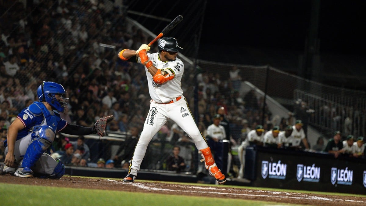 ¡Se empata el playoff! Bravos dejan ir la ventaja y caen ante Olmecas en el juego 4