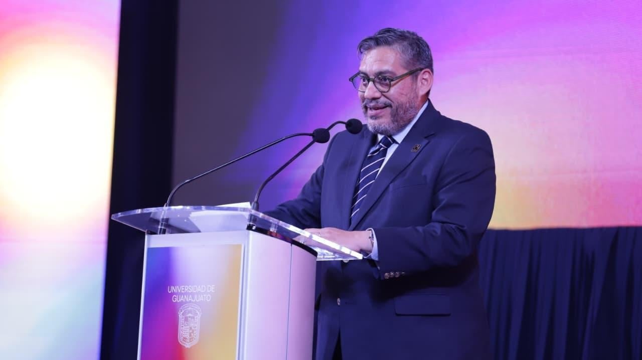 La UG presentó su informe 2025-2026 con avances en inclusión, investigación, digitalización, infraestructura, sustentabilidad y formación académica.