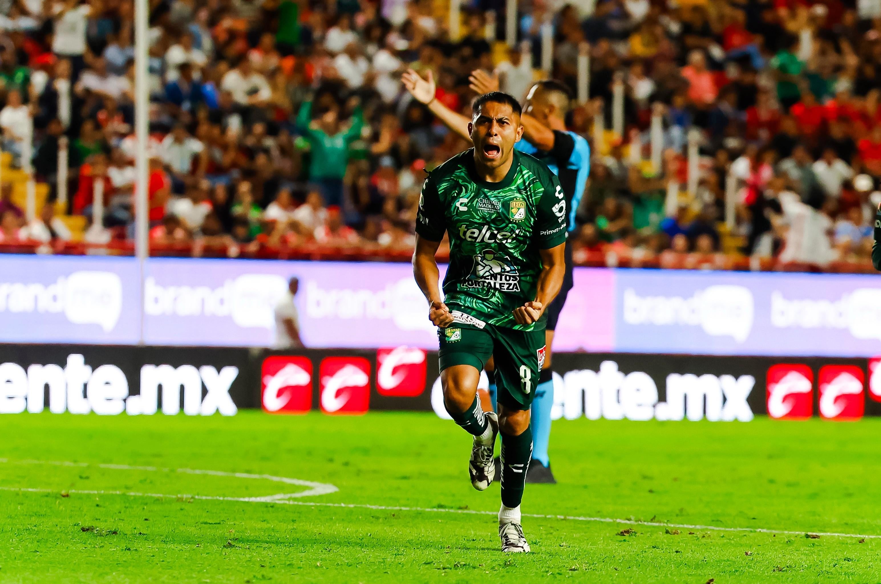 ¡Cinco al hilo! León vence a Necaxa y mantiene racha imparable