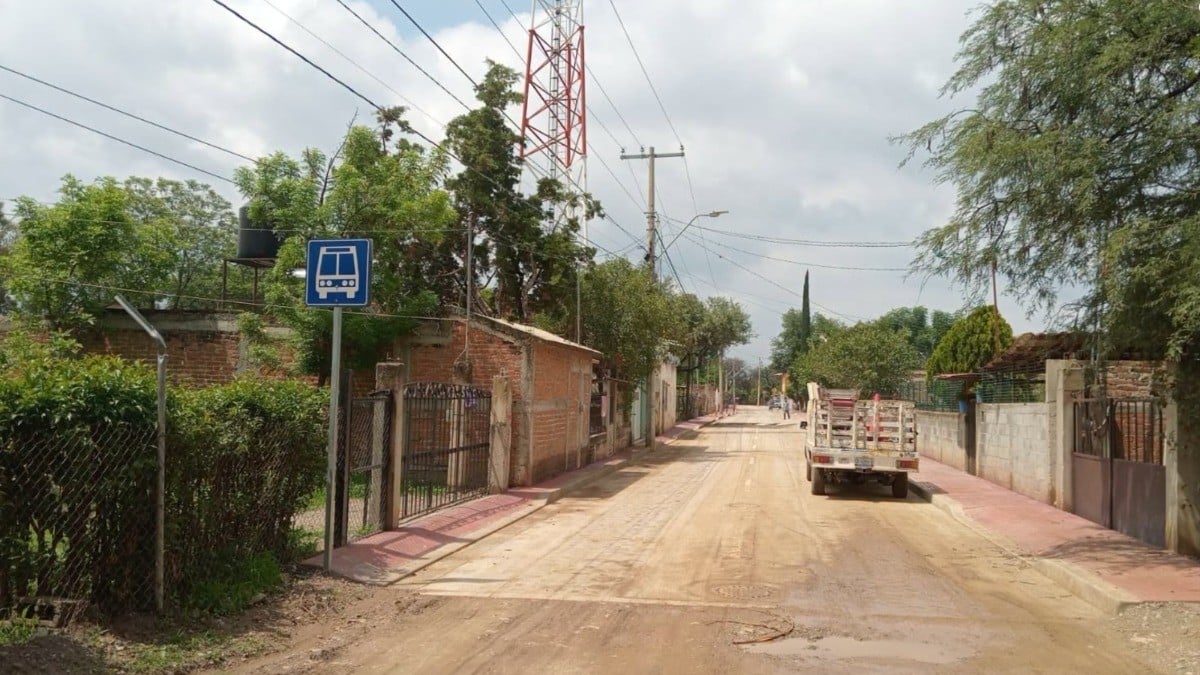 ¿Caminar es un deporte extremo en León? Así afecta la falta de banquetas a peatones