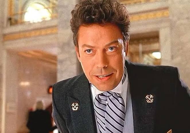 Tim Curry, actor recordado por interpretar a Pennywise y al Dr. Frank-N-Furter, murió a los 80 años en su casa de Los Ángeles, informó TMZ
