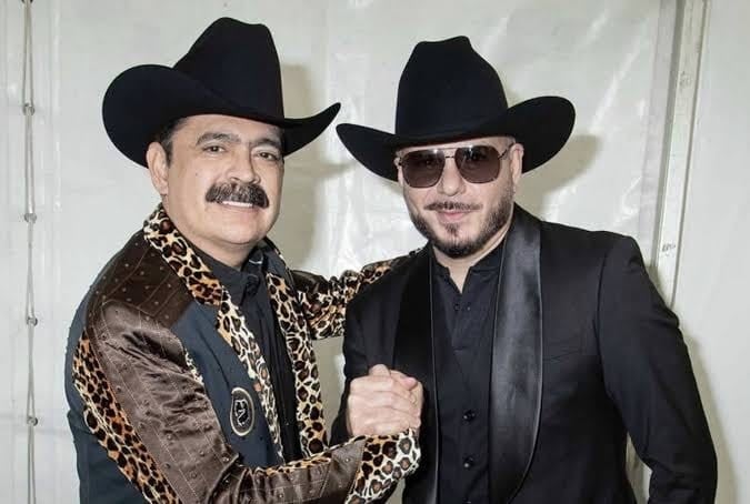 ¡Dale! Habrá remix de ‘La Chona’ con Pitbull