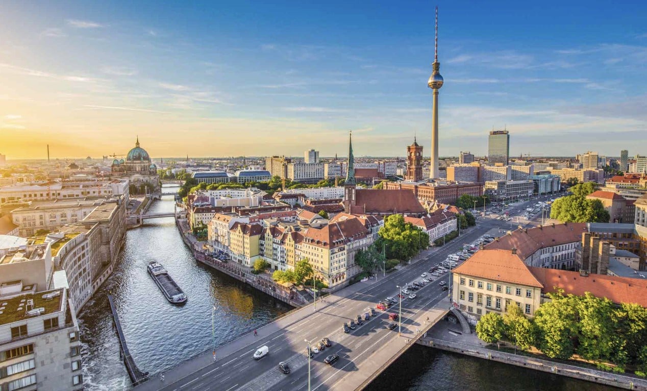 ¿Quieres ir a Alemania? Checa esta beca para vivir en un castillo europeo con todo pagado