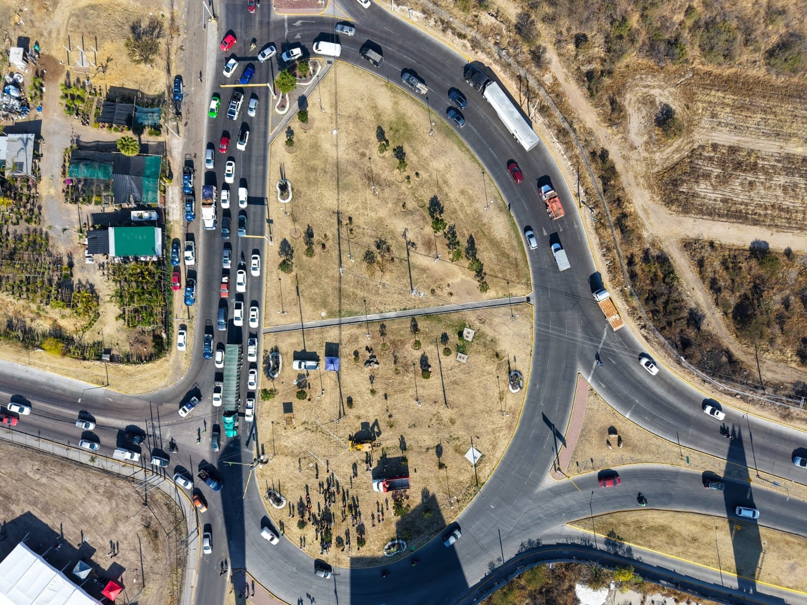 Obras en La Antorcha y bulevar Adolfo López Mateos en León