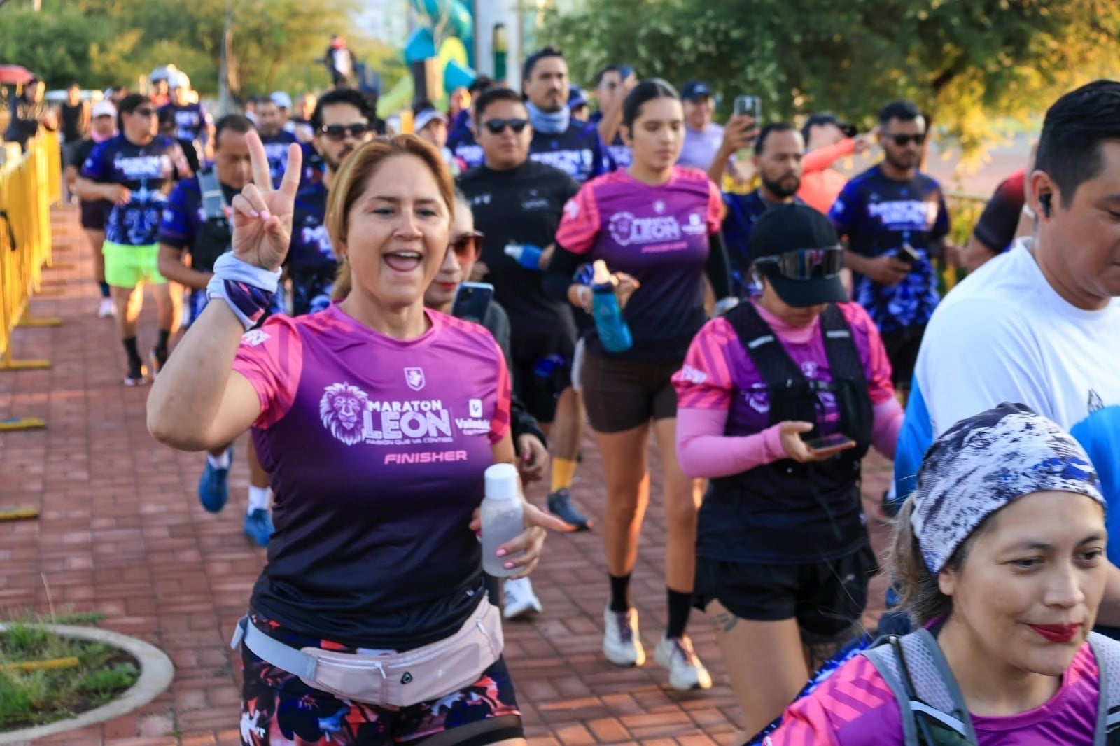 Más de 250 corredores afinan preparación rumbo al Maratón León 450