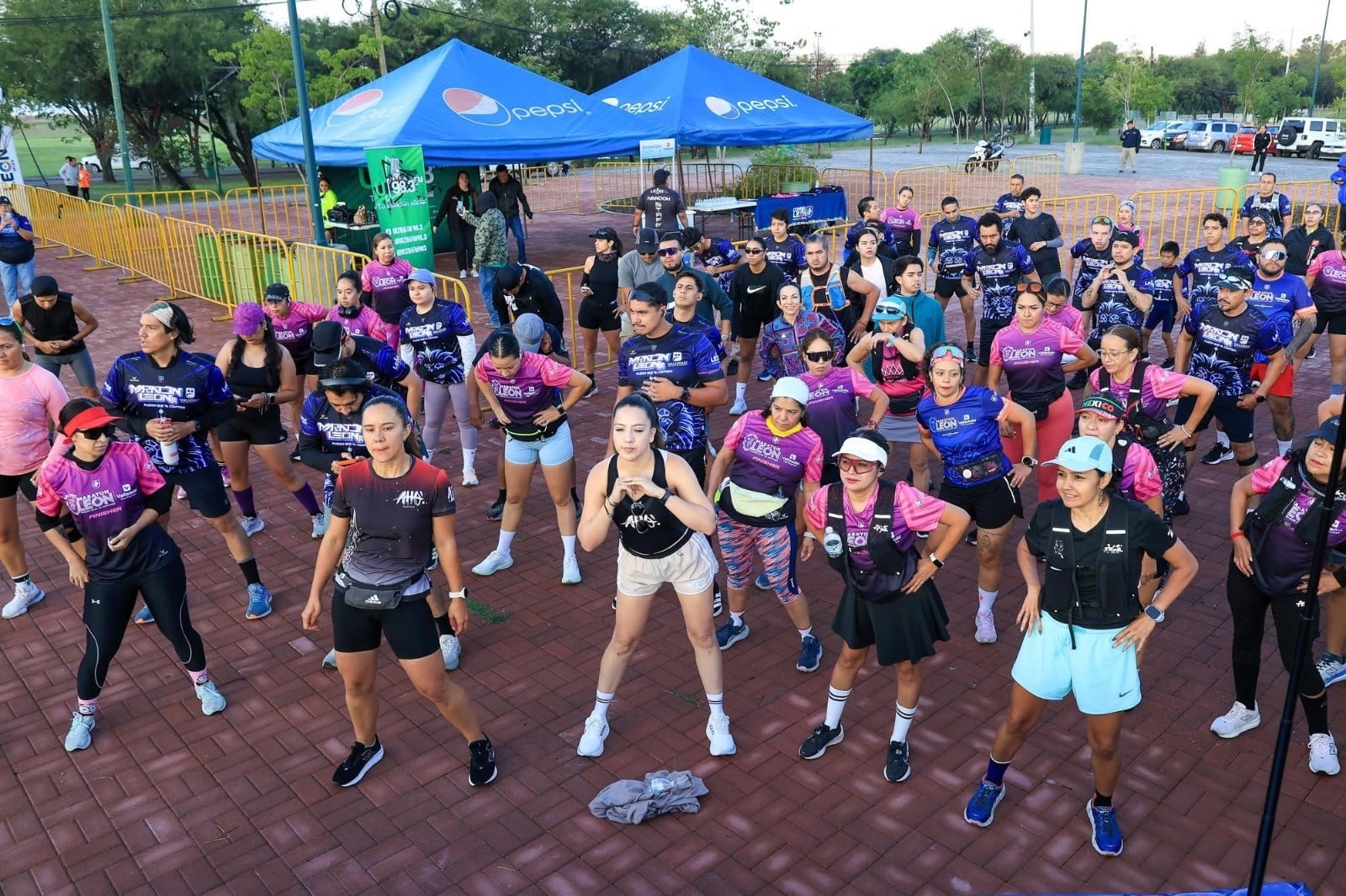 Más de 250 corredores afinan preparación rumbo al Maratón León 450